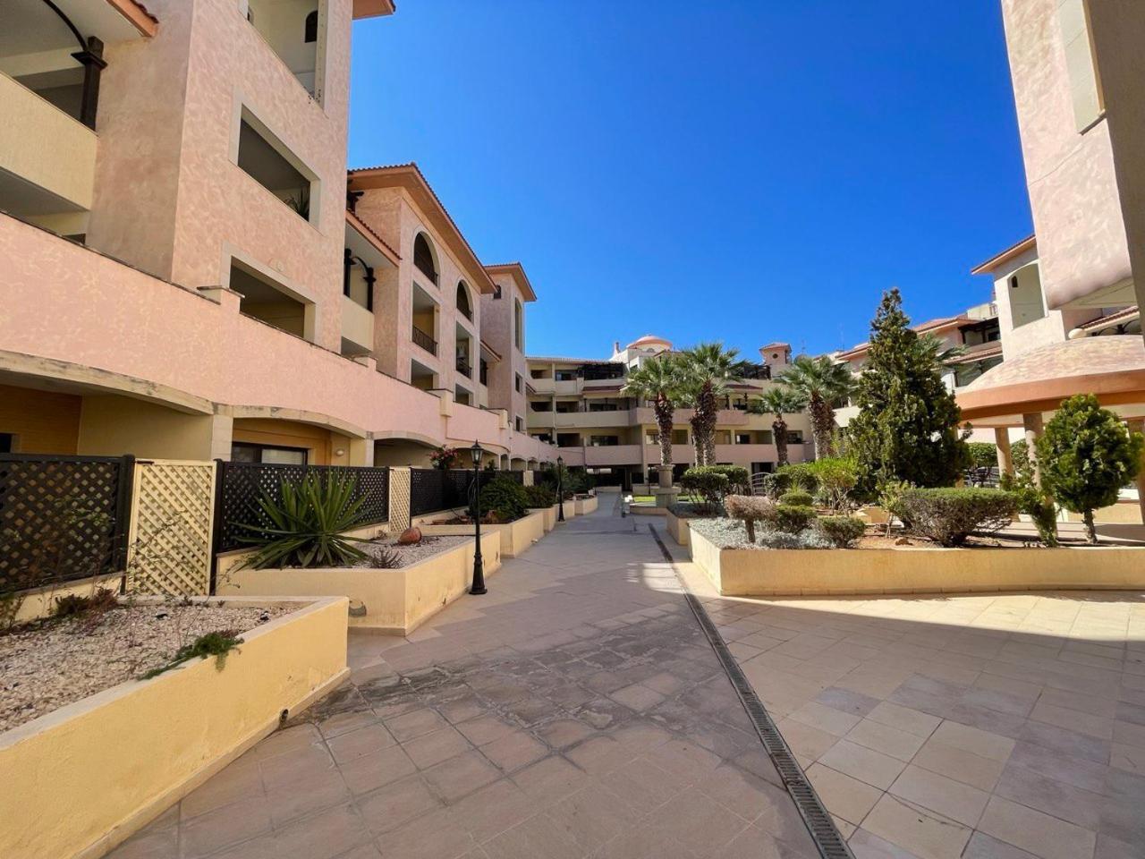 Queens Gardens Paphos Eksteriør billede